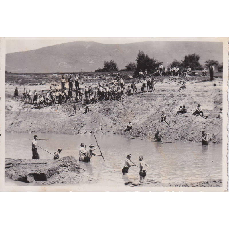 32. Cerkniško jezero - reševanje / izlov rib